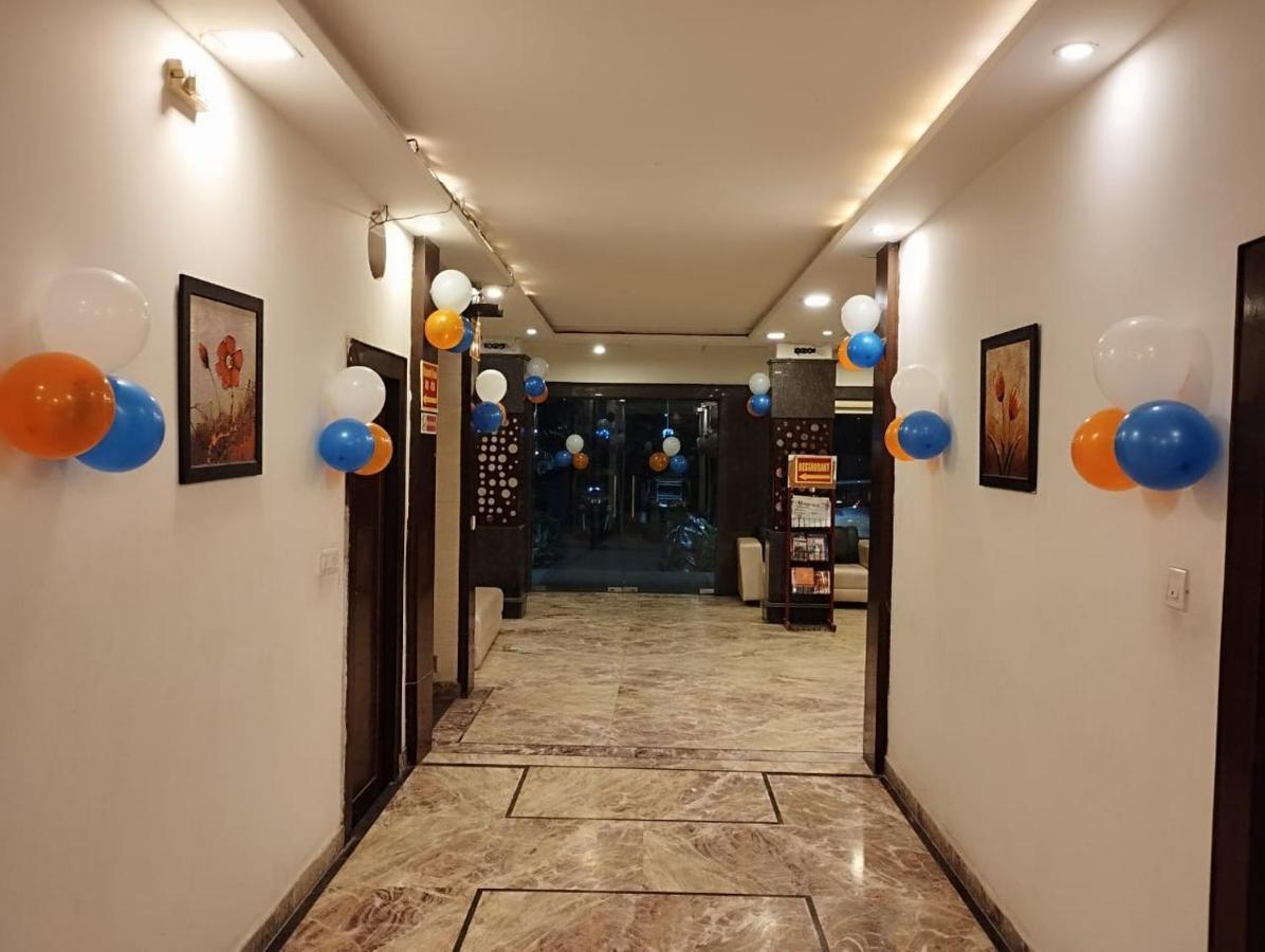 Hotel Tara Palace By Goyal Hoteliers Agra  Exterior photo